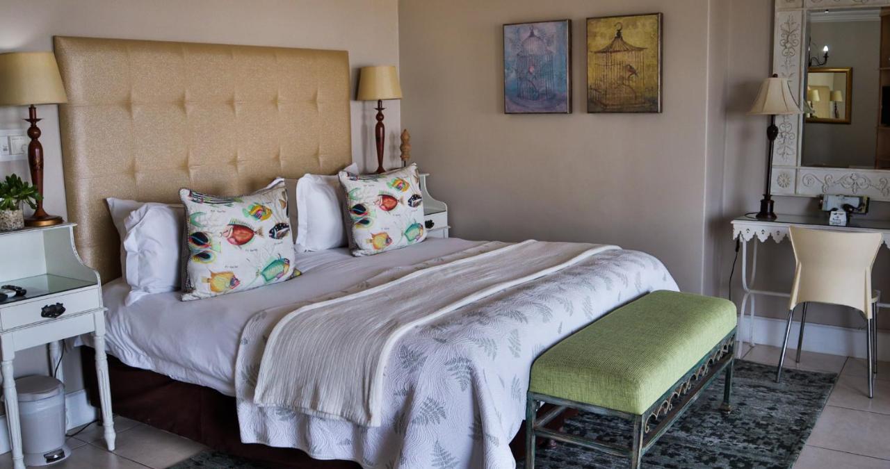 On The Beach Guesthouse Jeffreys Bay Extérieur photo