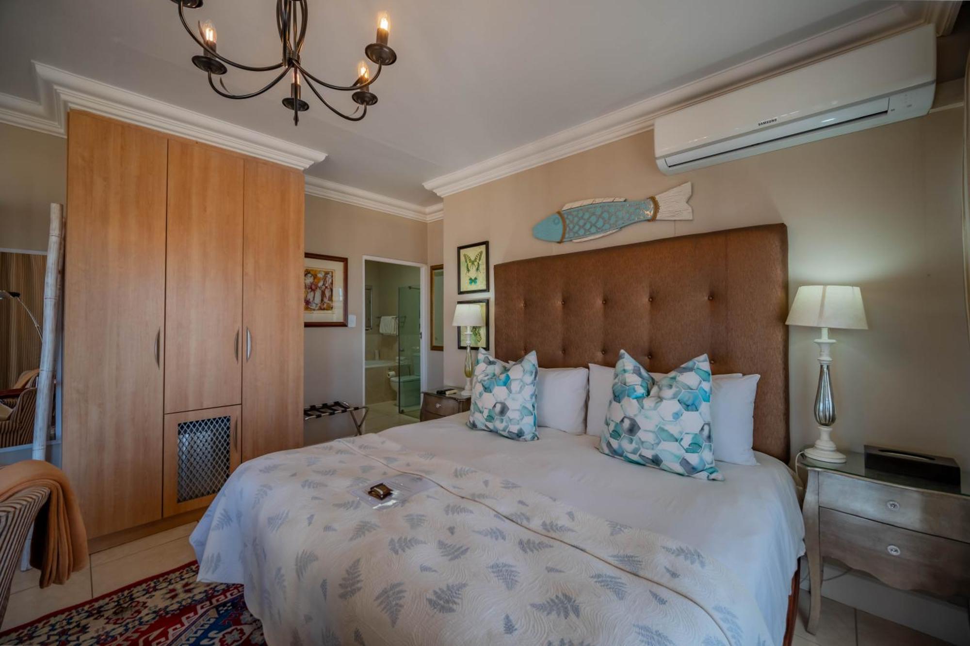 On The Beach Guesthouse Jeffreys Bay Extérieur photo